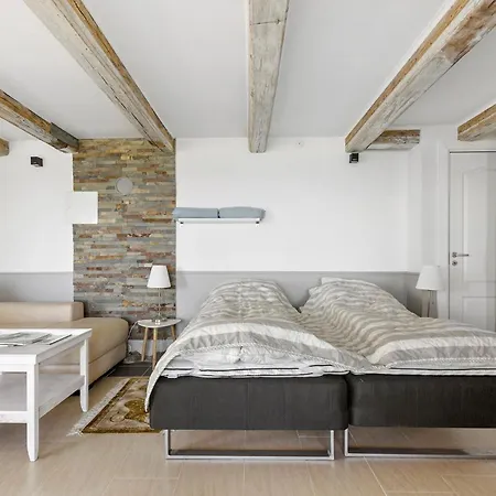 Feriehus In With Kitchen Allinge-Sandvig